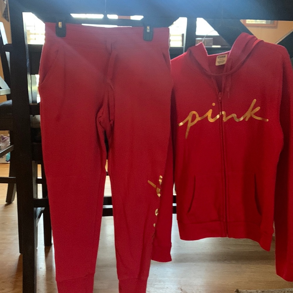 Victoria’s secret sweatsuit